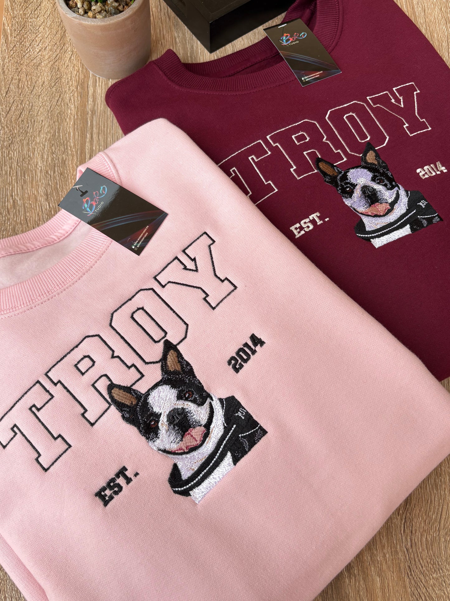 x2 Bordado MASCOTA detallada Tipo OXFORD - Pack de 2 MISMO DISEÑO