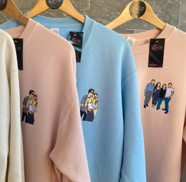 x2 Camiseta/Sudadera Bordada Foto minimalista Personalizable - Pack de 2