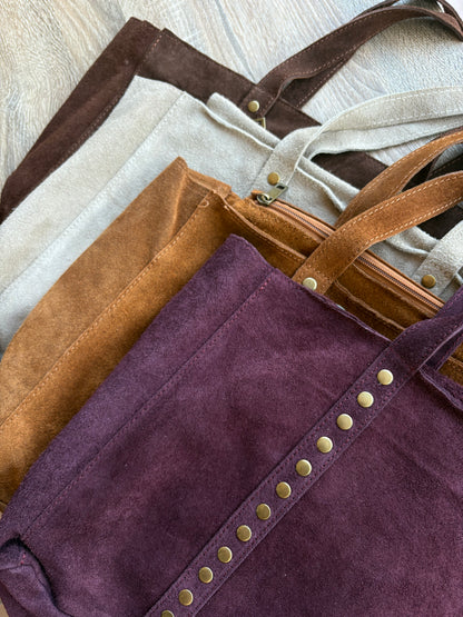 Bolso piel ante con tachuelas - Berenjena